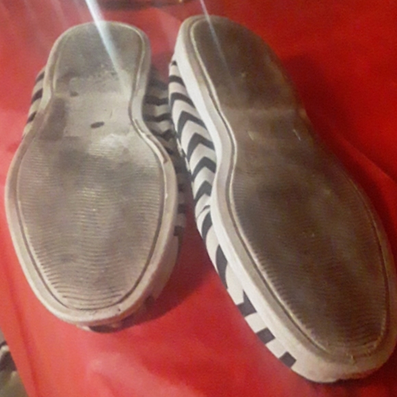 Moccasins w.FREE FLATS💜❤ - Picture 8 of 10